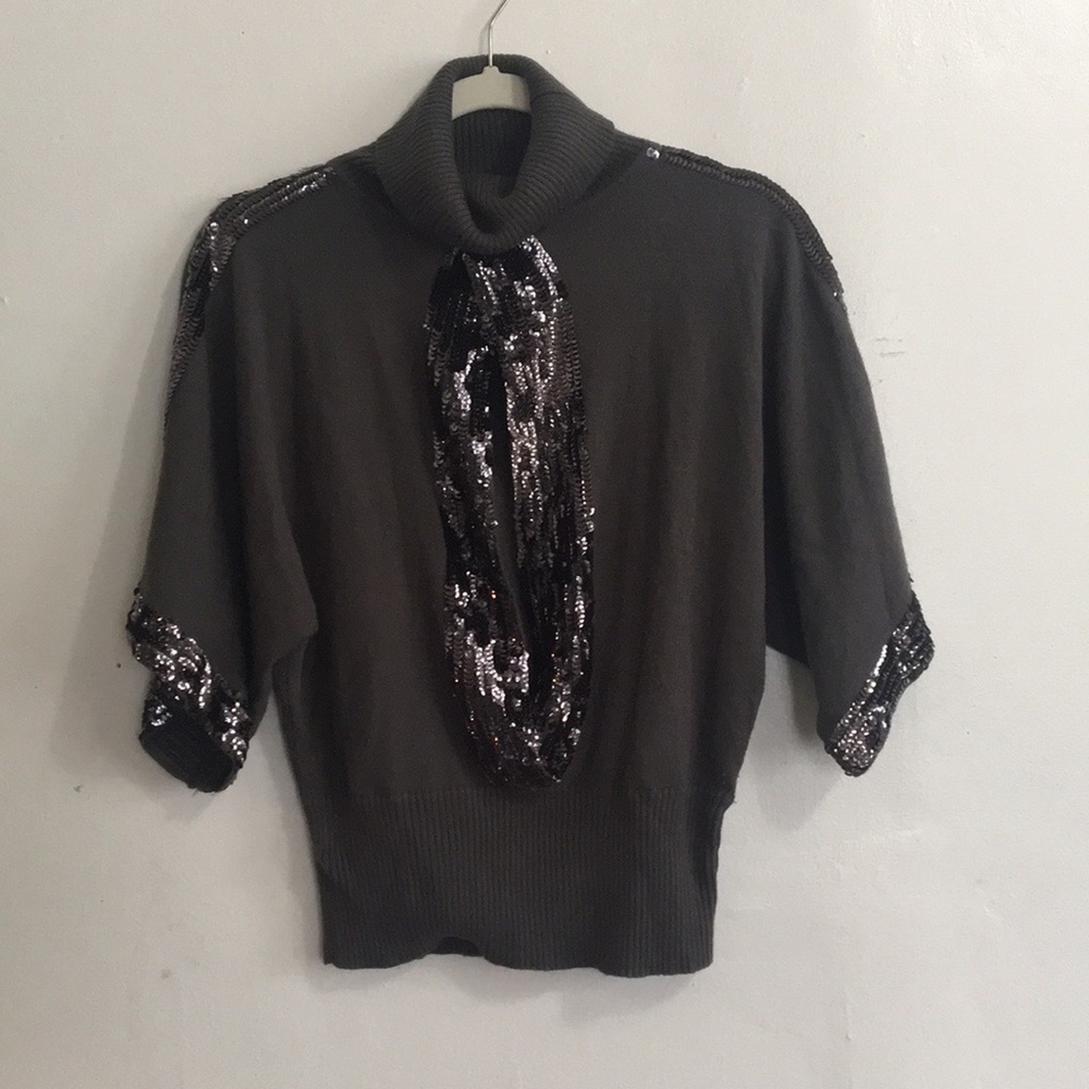 Mandee - Short Sleeve Turtleneck